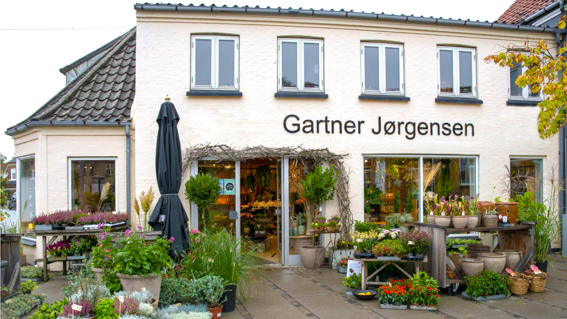 Blomsterforretning på Samsø Gartner Jørgensen |