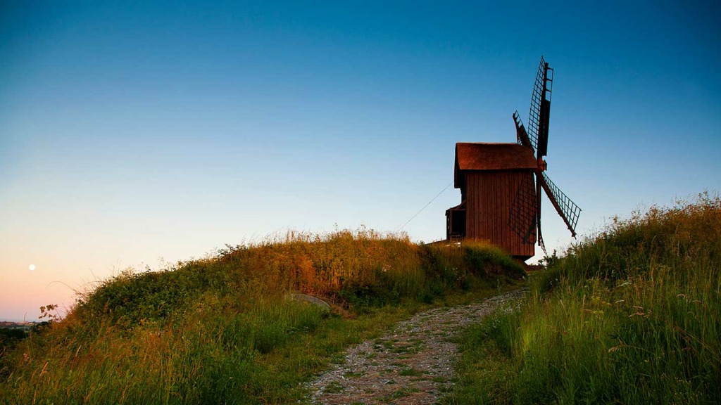 Brundby Samsø - Stubmøllen set nedefra