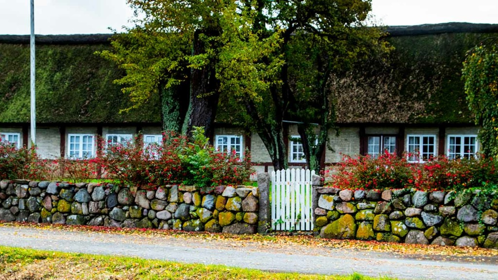 Hårdmark Samsø bindingsværksgård ved gadekæret