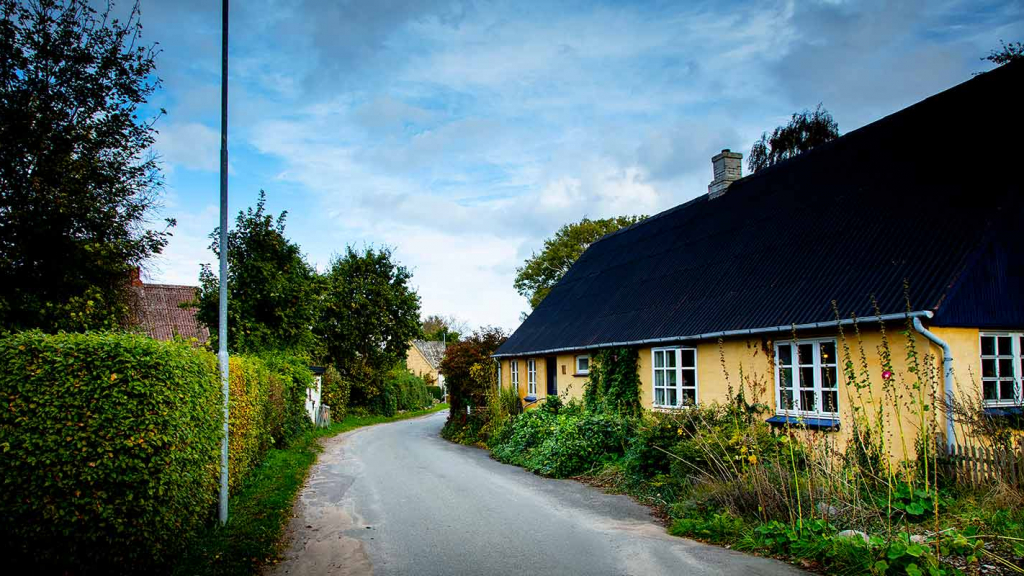 Hårdmark-Samsø-lille-byvej