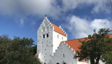 Onsbjerg_kirke_1