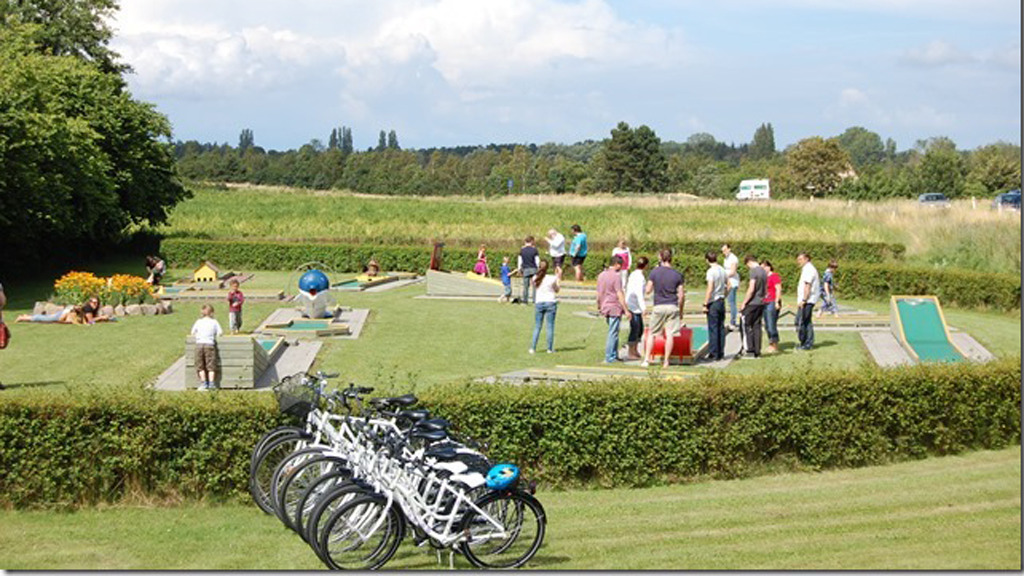 GD_Dæj_Glovi_minigolf